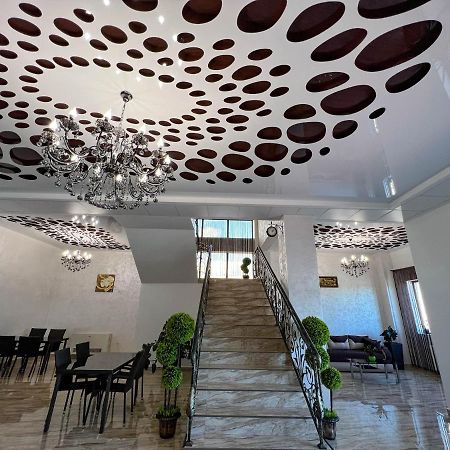 Motel Infinit Târgu Jiu Eksteriør bilde