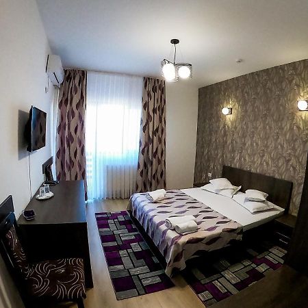 Motel Infinit Târgu Jiu Eksteriør bilde